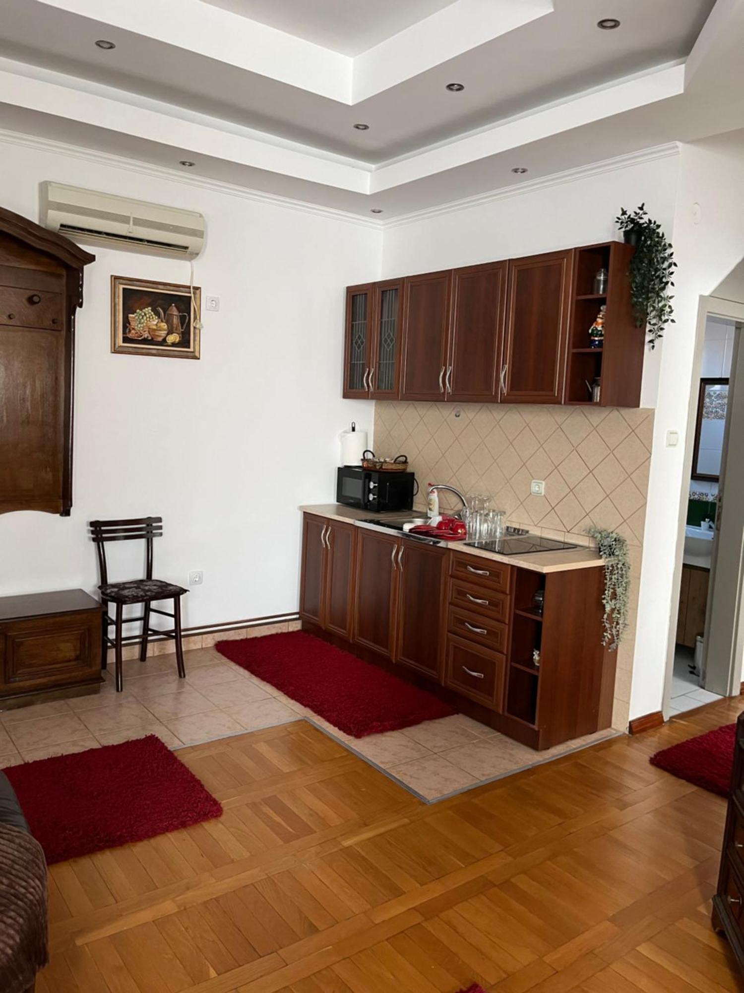 Airport Sky Apartments Lux II Belgrado Buitenkant foto