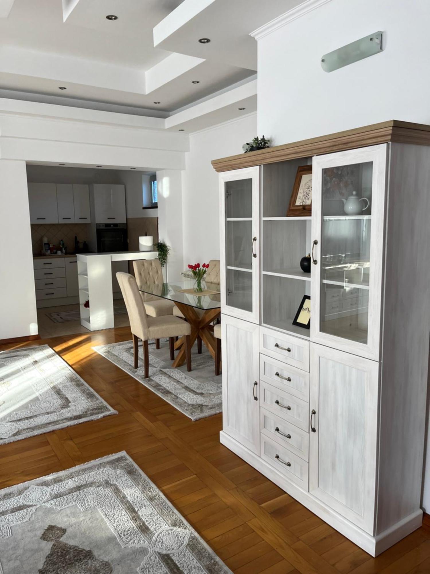 Airport Sky Apartments Lux II Belgrado Buitenkant foto