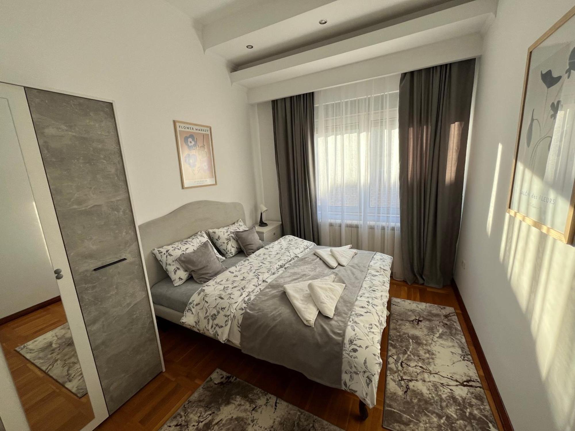 Airport Sky Apartments Lux II Belgrado Buitenkant foto